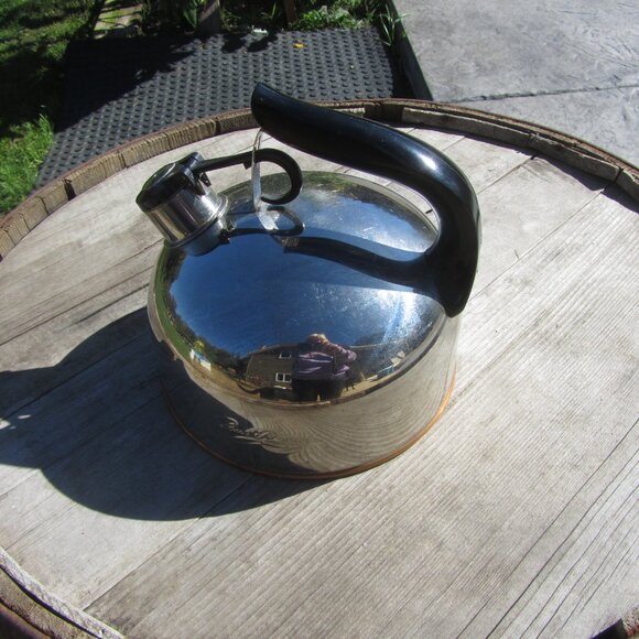 vTG 2 QUART WHISTLING TEA KETTLE PAUL REVERE COPPER BOTTOM REVERE WARE - Picture 4 of 5